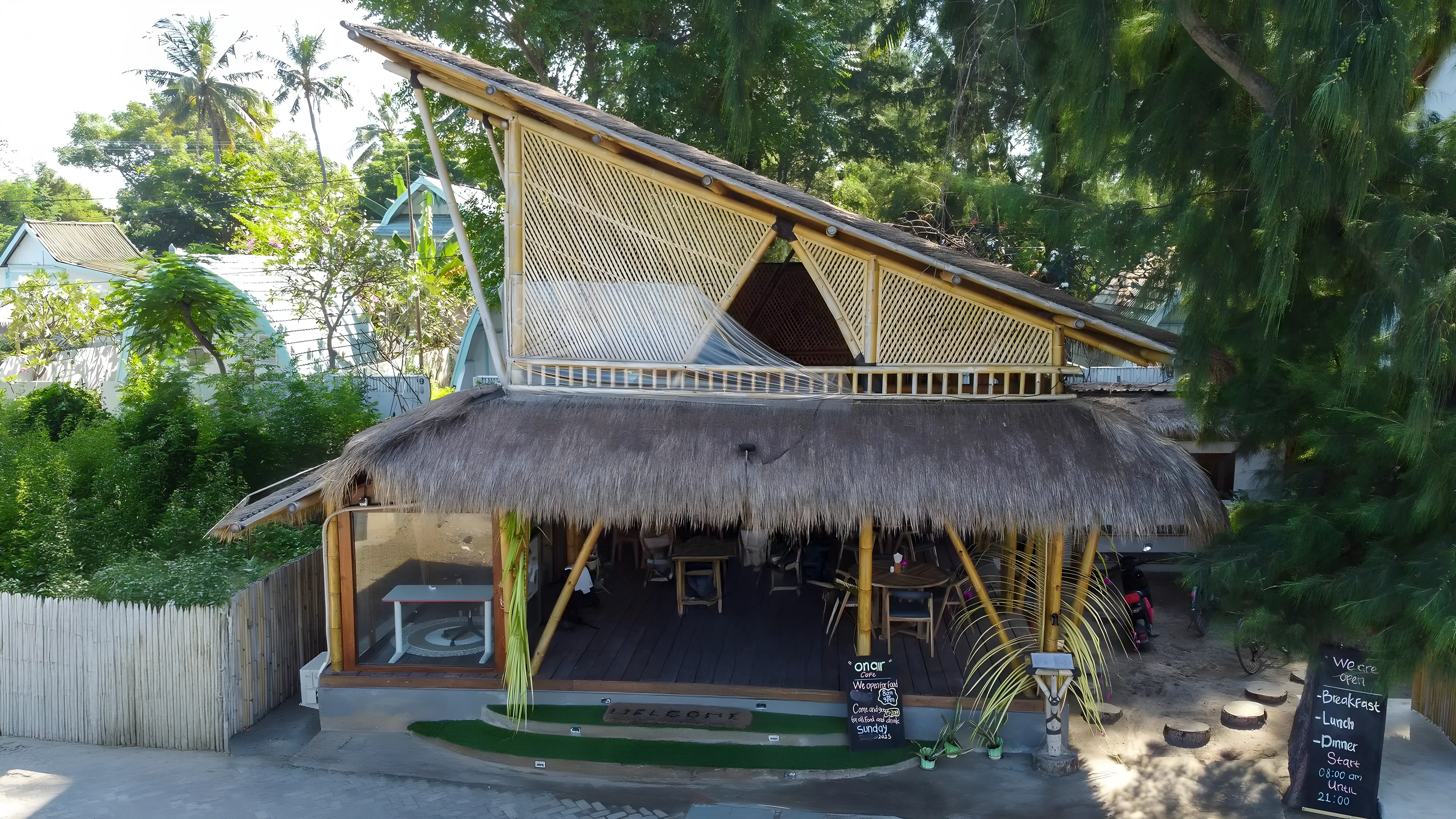 Coffee shop atmosphere in Gili Air